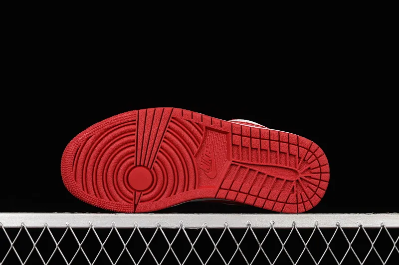 All categories Air Jordan Jordan series basketball shoes Air Jordan 1 Low Z version Air Jordan 1 Low AJ1 Joe 1 new white and red low-level basketball shoes 553560-607